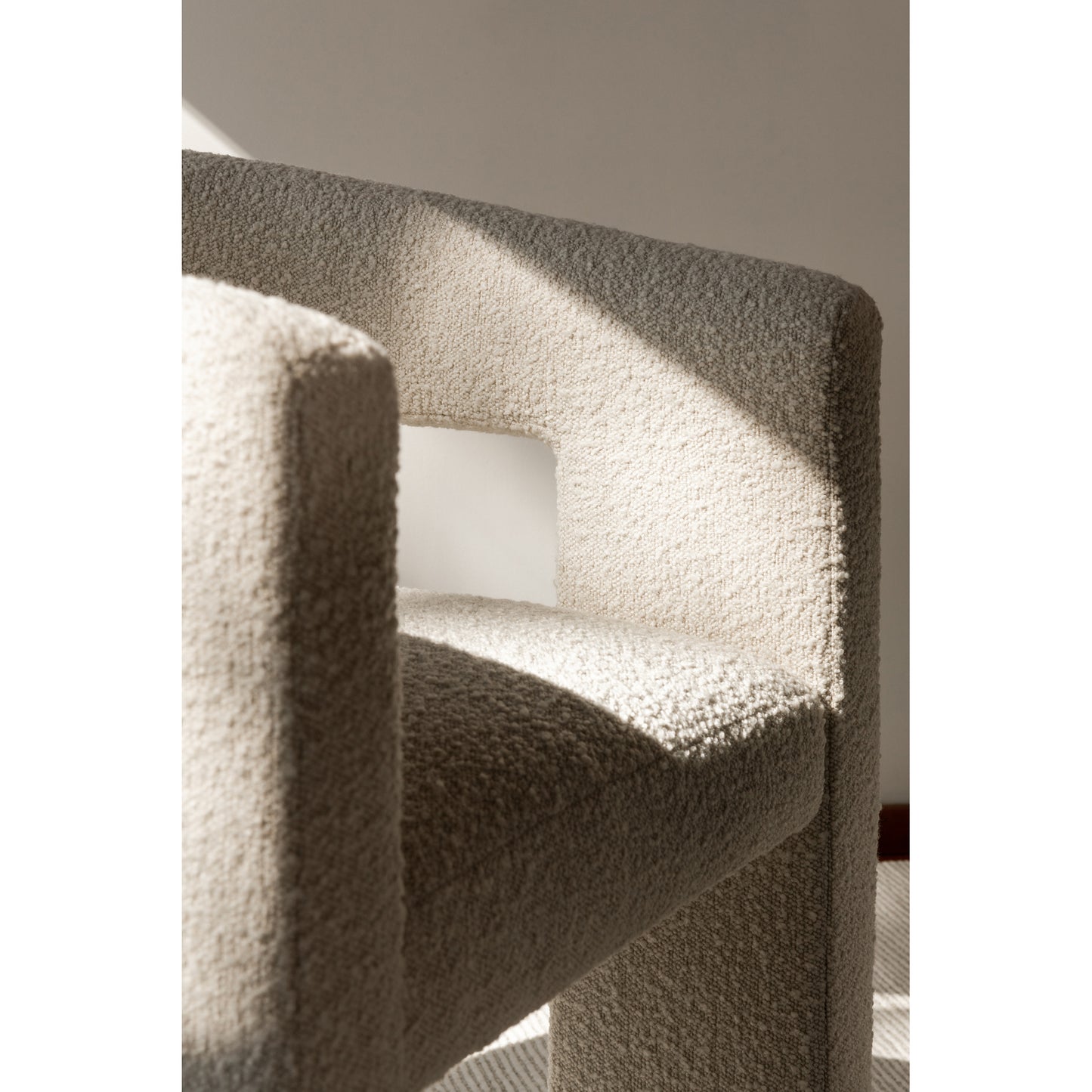 Elo Chair White by Moe's Home