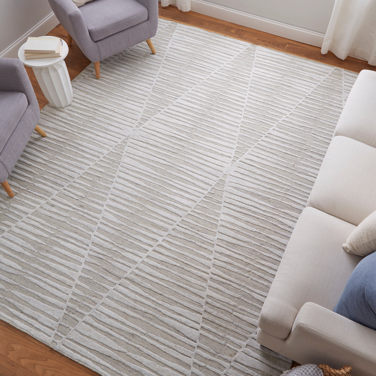 Elias 69FVF Ivory/Gray Rug by Feizy