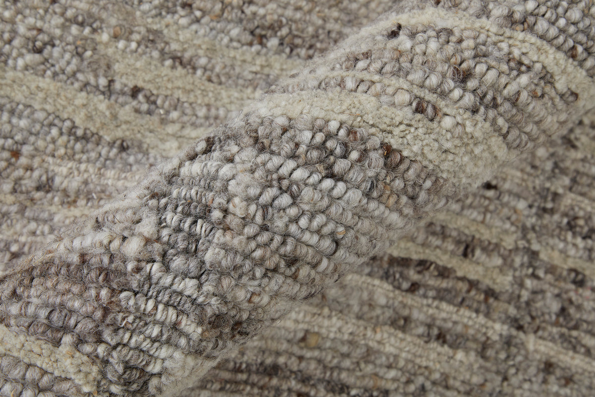 Navaro 8912F Gray/Brown Rug by Feizy