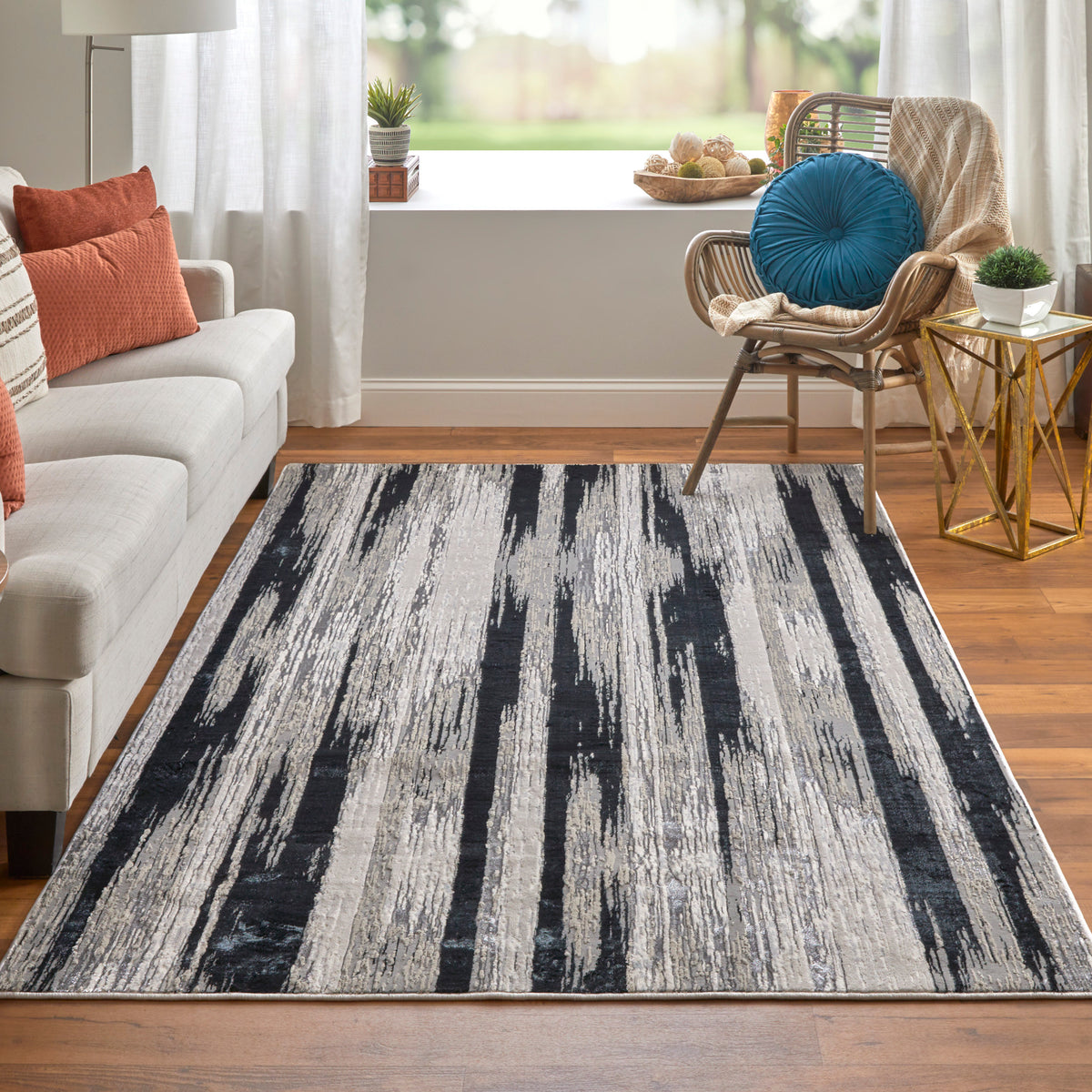 Micah 3338F Black/Silver Rug by Feizy