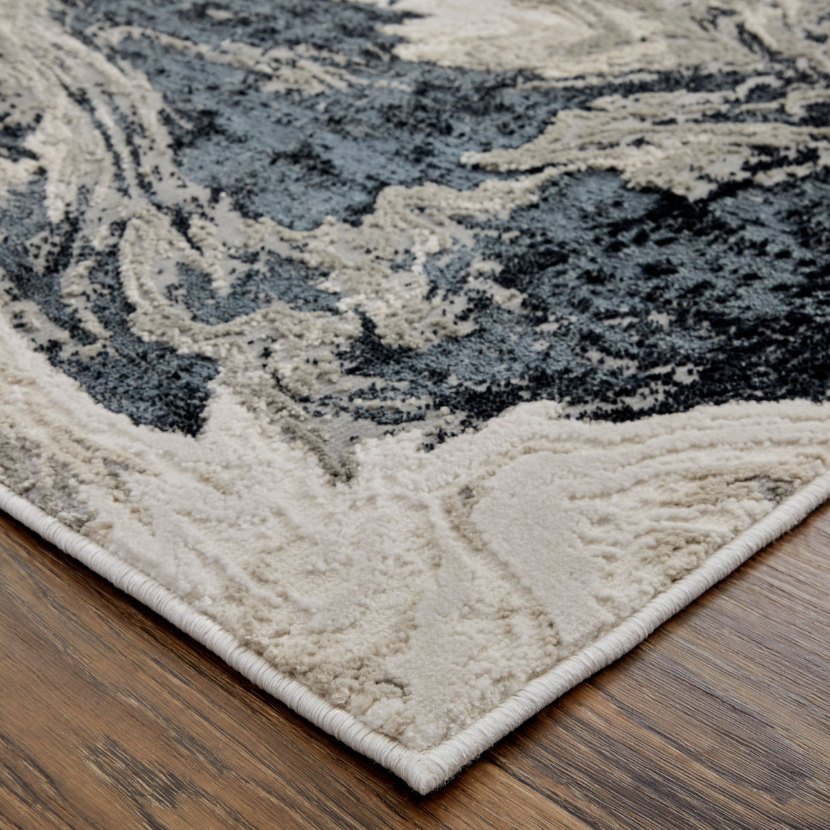 Micah 39LPF Black/Ivory Rug by Feizy