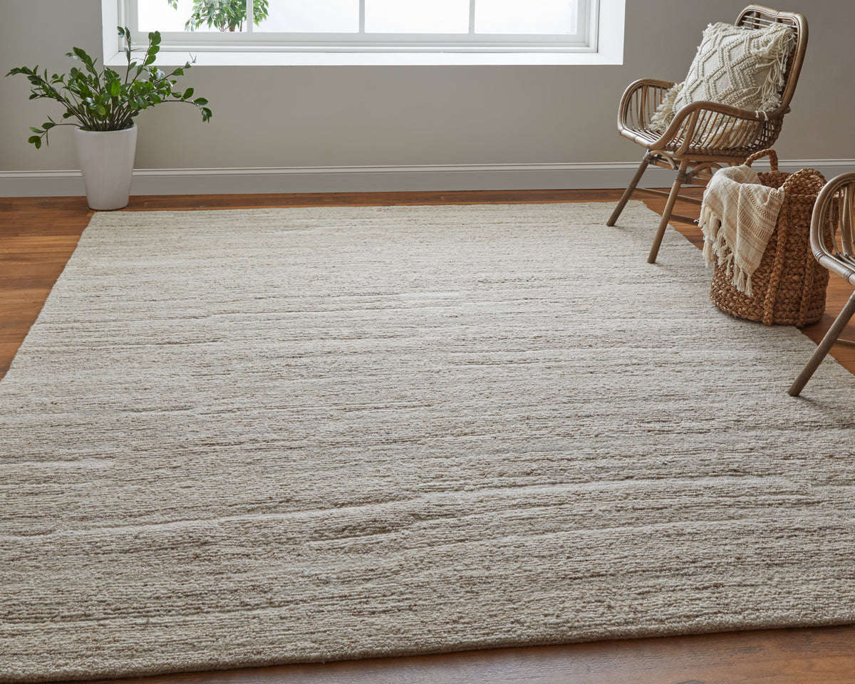 Navaro 8916F Beige/Ivory Rug by Feizy
