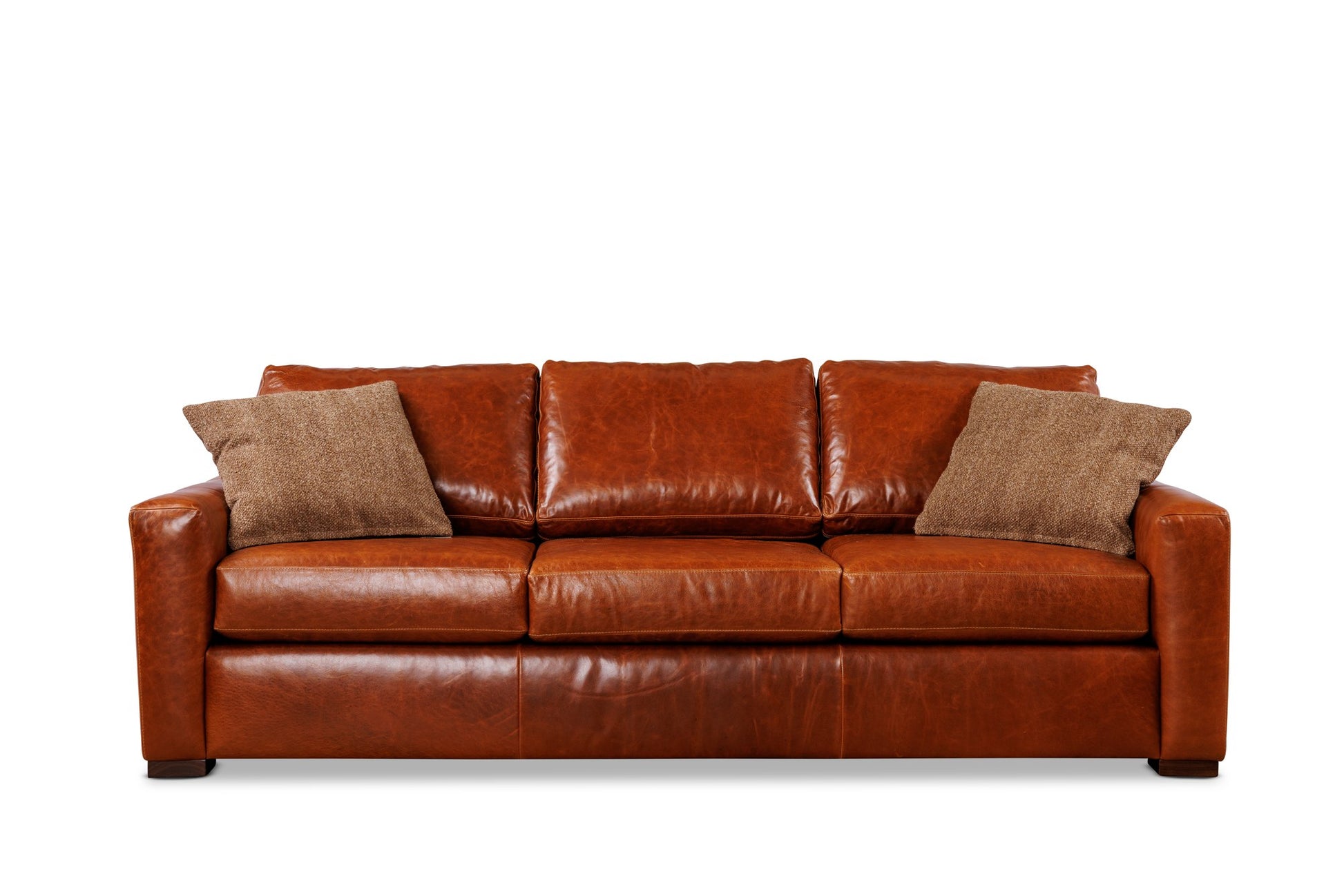 DARROW estate sofa front view — Mont Blanc Caramel