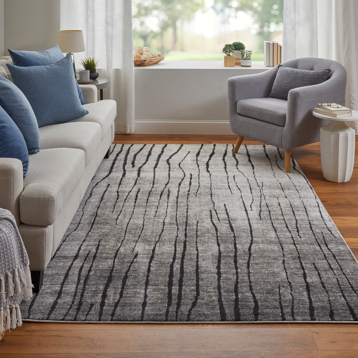 Kano 39LIF Ivory/Charcoal Rug by Feizy