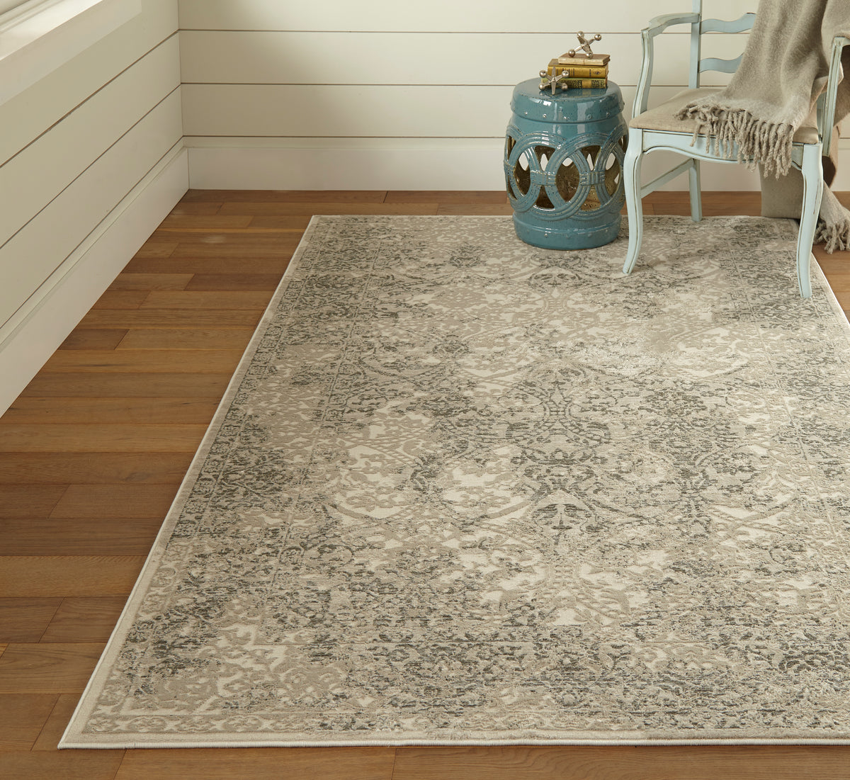 Prasad 3682F Light Gray Rug by Feizy