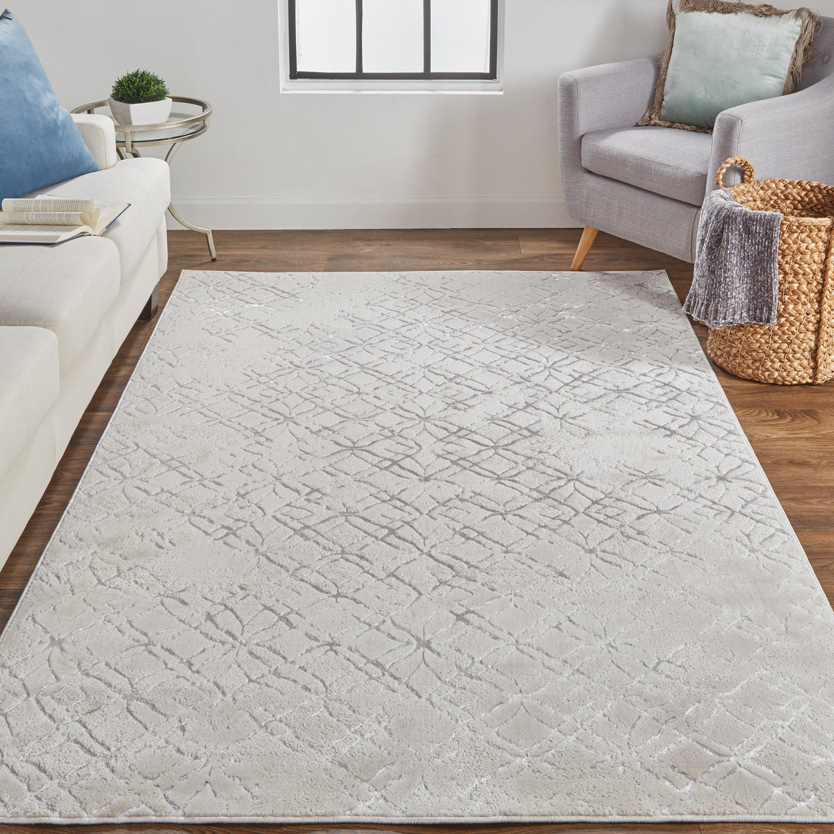 Micah 3047F Beige/Silver Rug by Feizy