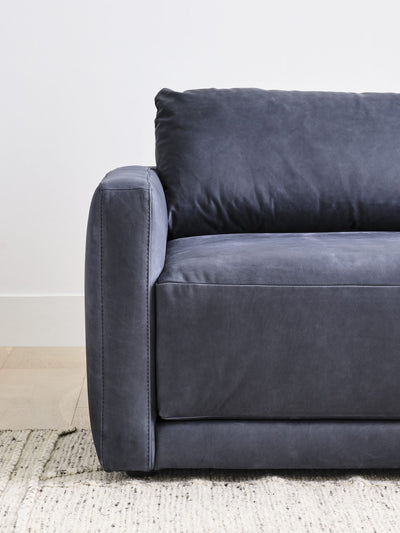 NYLORA sectional