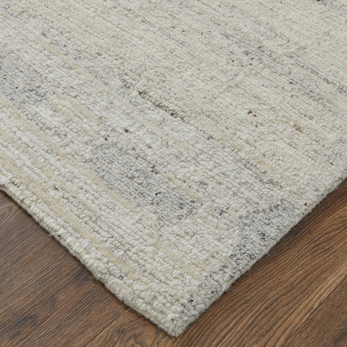 Navaro 8913F Ivory/Gray Rug by Feizy